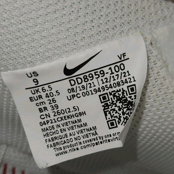 Nike Air Force 1  Low Top Shoe Triple White US Size 7.5 main image 6